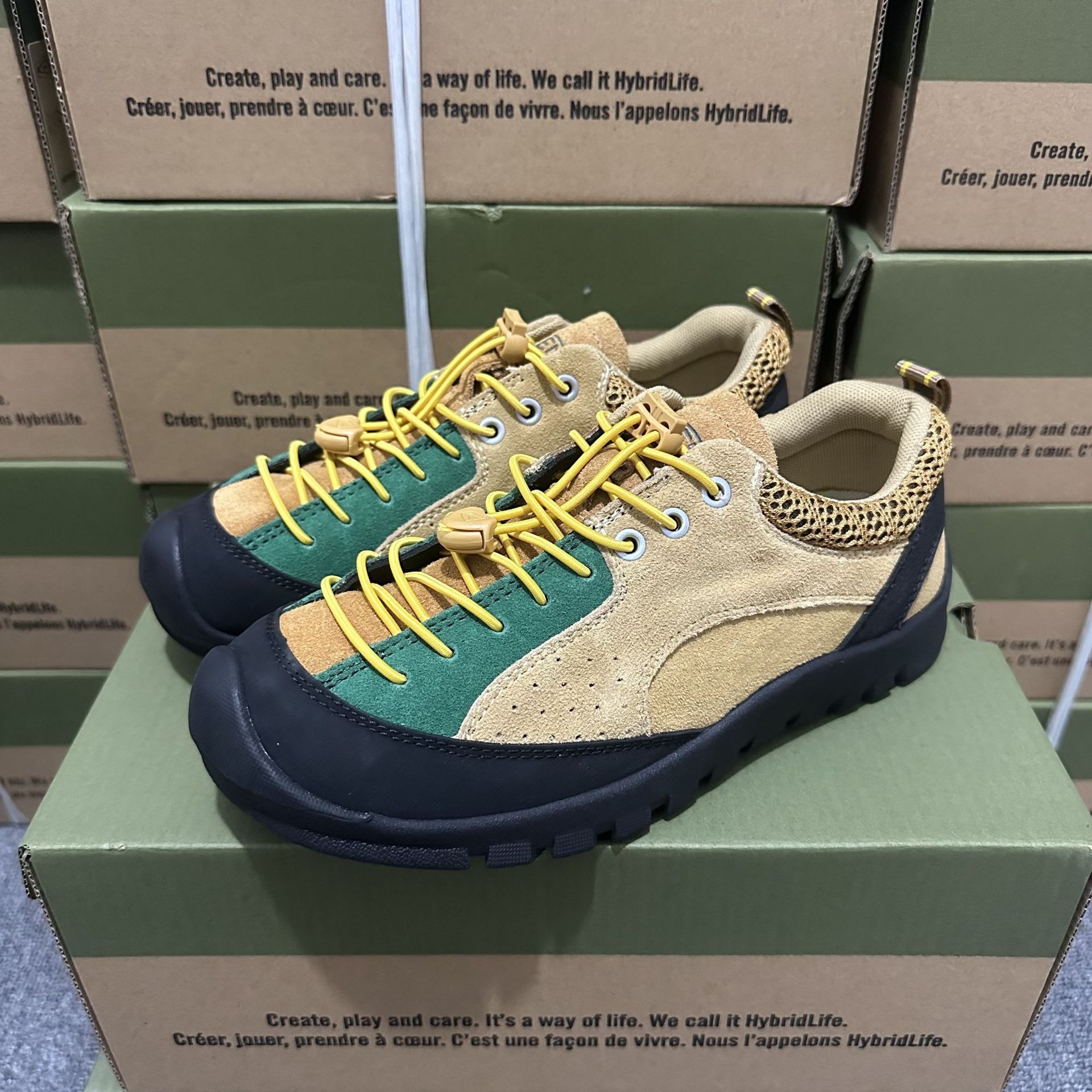 Sepatu Hiking Luar Ruangan Bar - Leather Sneaker Care Kit ulasan dan harga