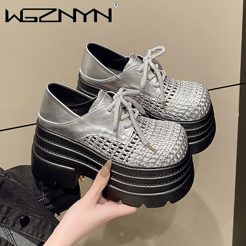 Sepatu Kulit Berongga Wanita M - Leather Sneaker Care Kit ulasan dan harga
