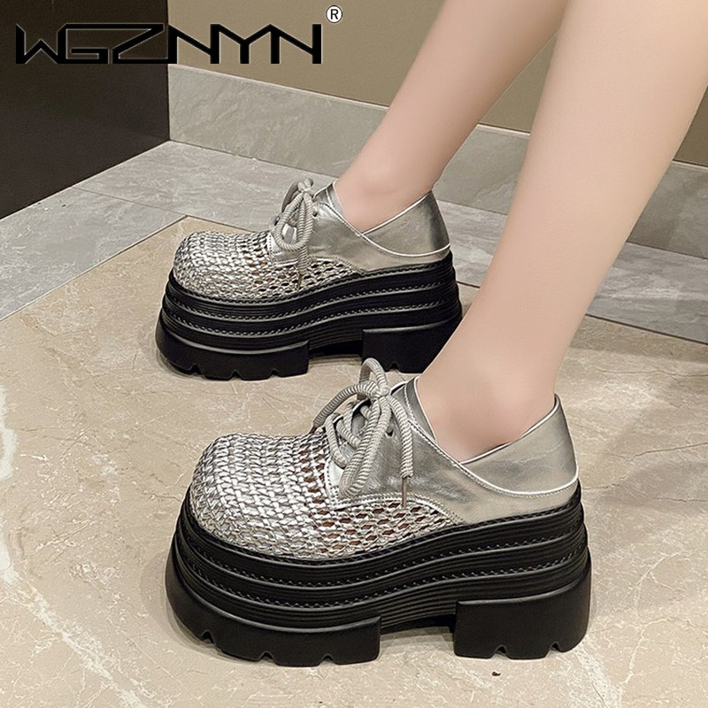 Sepatu Kulit Berongga Wanita M - Leather Sneaker Care Kit ulasan dan harga